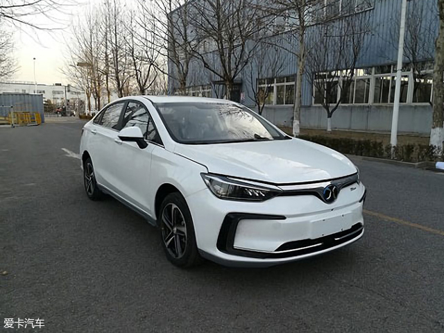 北汽新能源；EU5