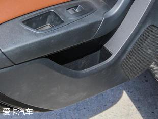 中國品牌轎車誰更強(qiáng) 紅旗H5競品對比