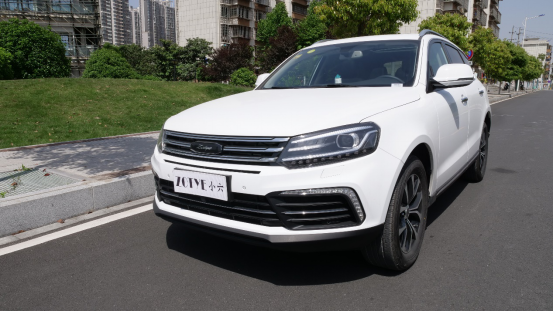 【6.7-新聞稿】眾泰t600美女車主路上遇拋錨，該怎么辦？338.png